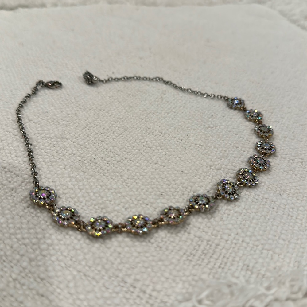 💛FREE W/ Purchase Dainty Iridescent Necklace